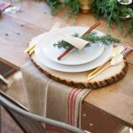 best-christmas-table-settings-centerpieces-wood-slice-neutral-arrangement-1539620184
